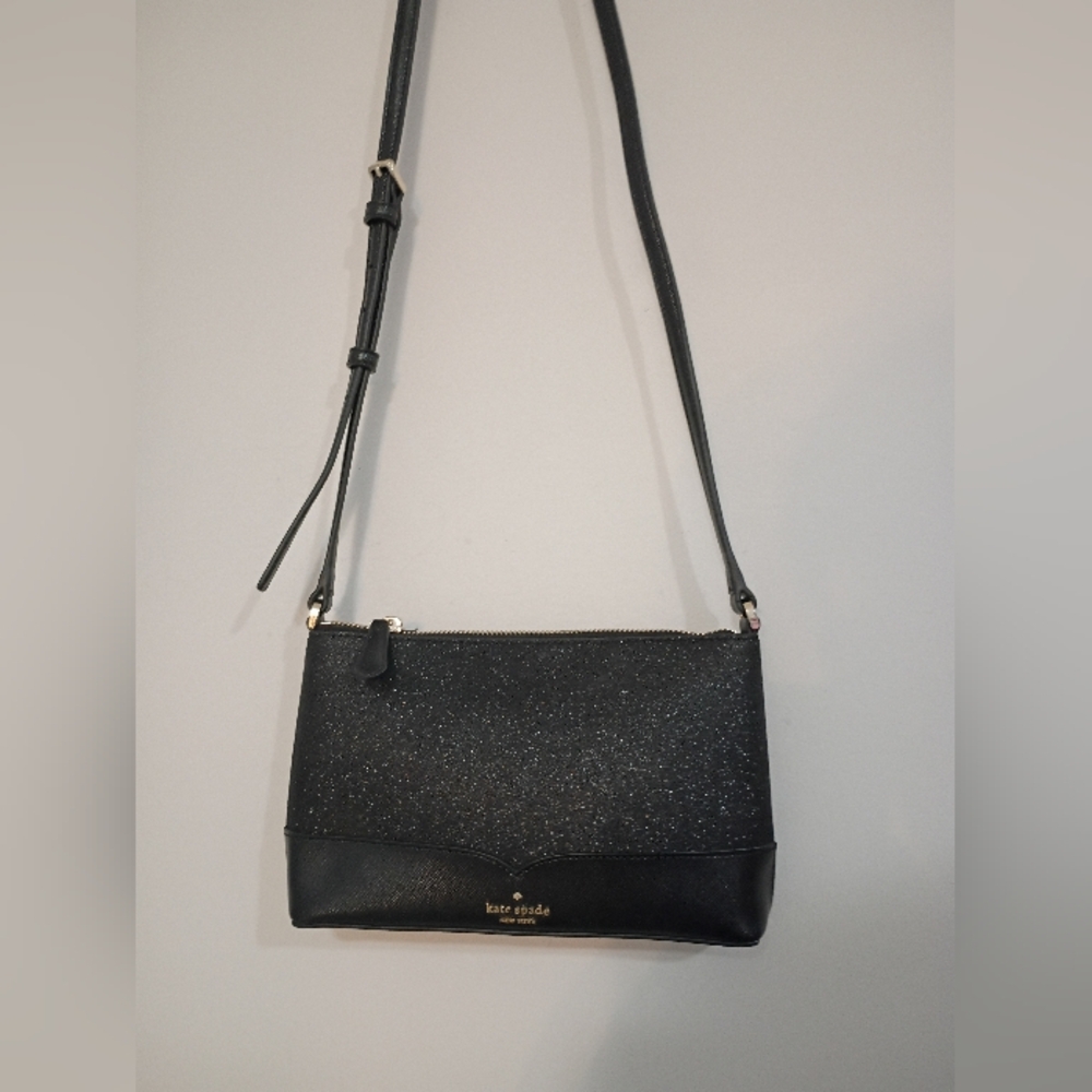 Kate Spade, NWOT, Glittery Crossbody Bag, Zipper Closure, Color Black - Picture 5 of 15